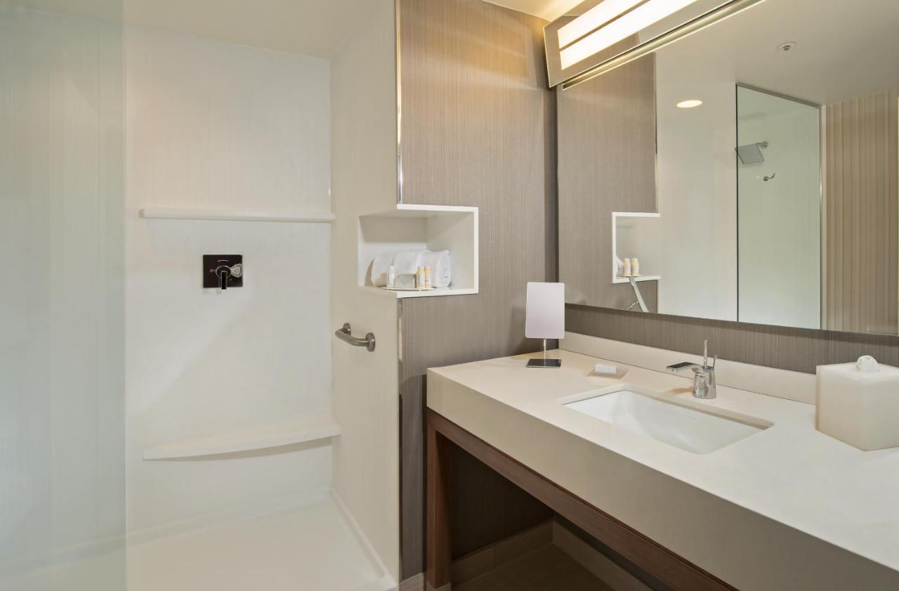 Courtyard By Marriott Oxford Hotell Exteriör bild
