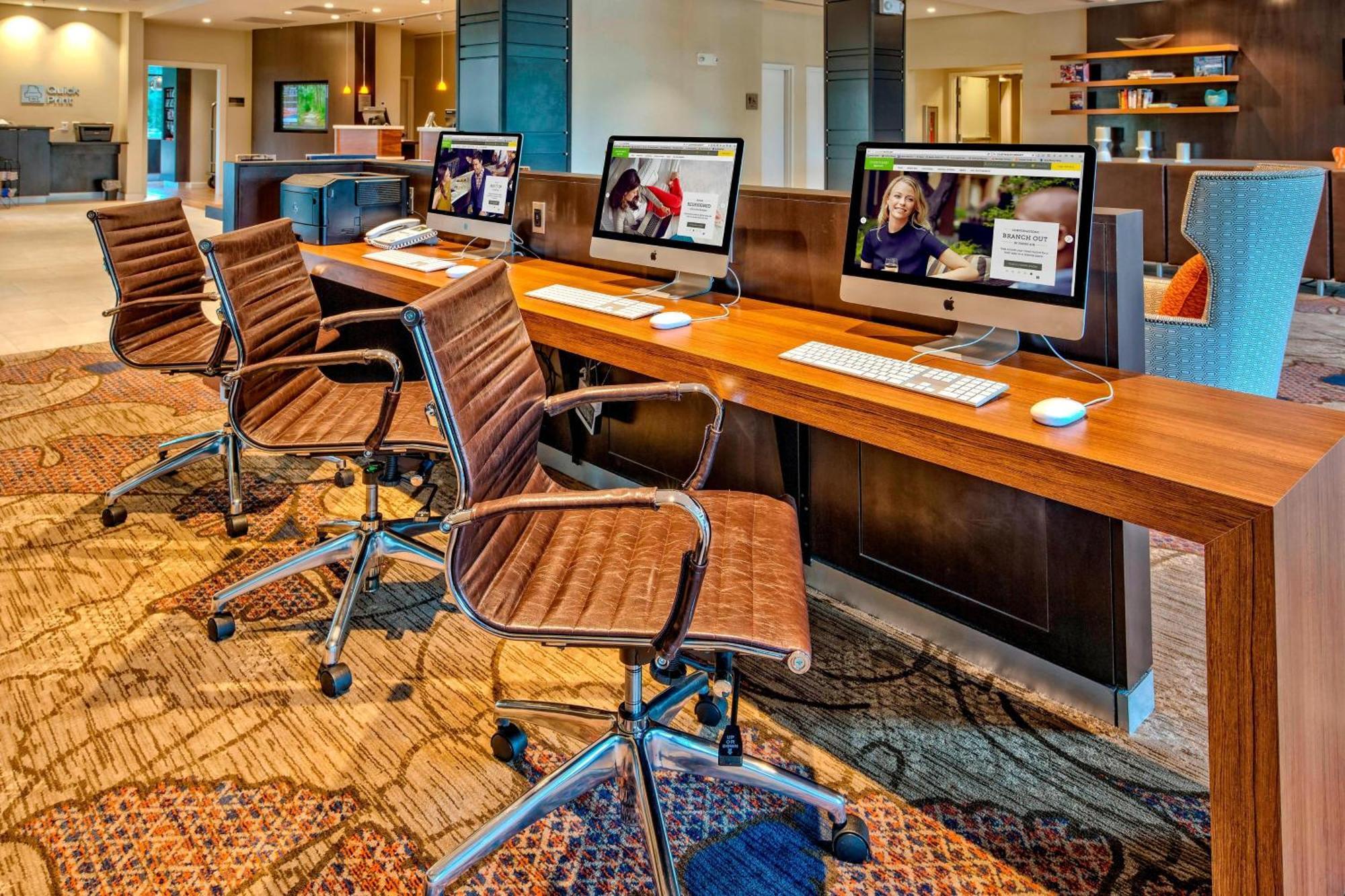 Courtyard By Marriott Oxford Hotell Exteriör bild